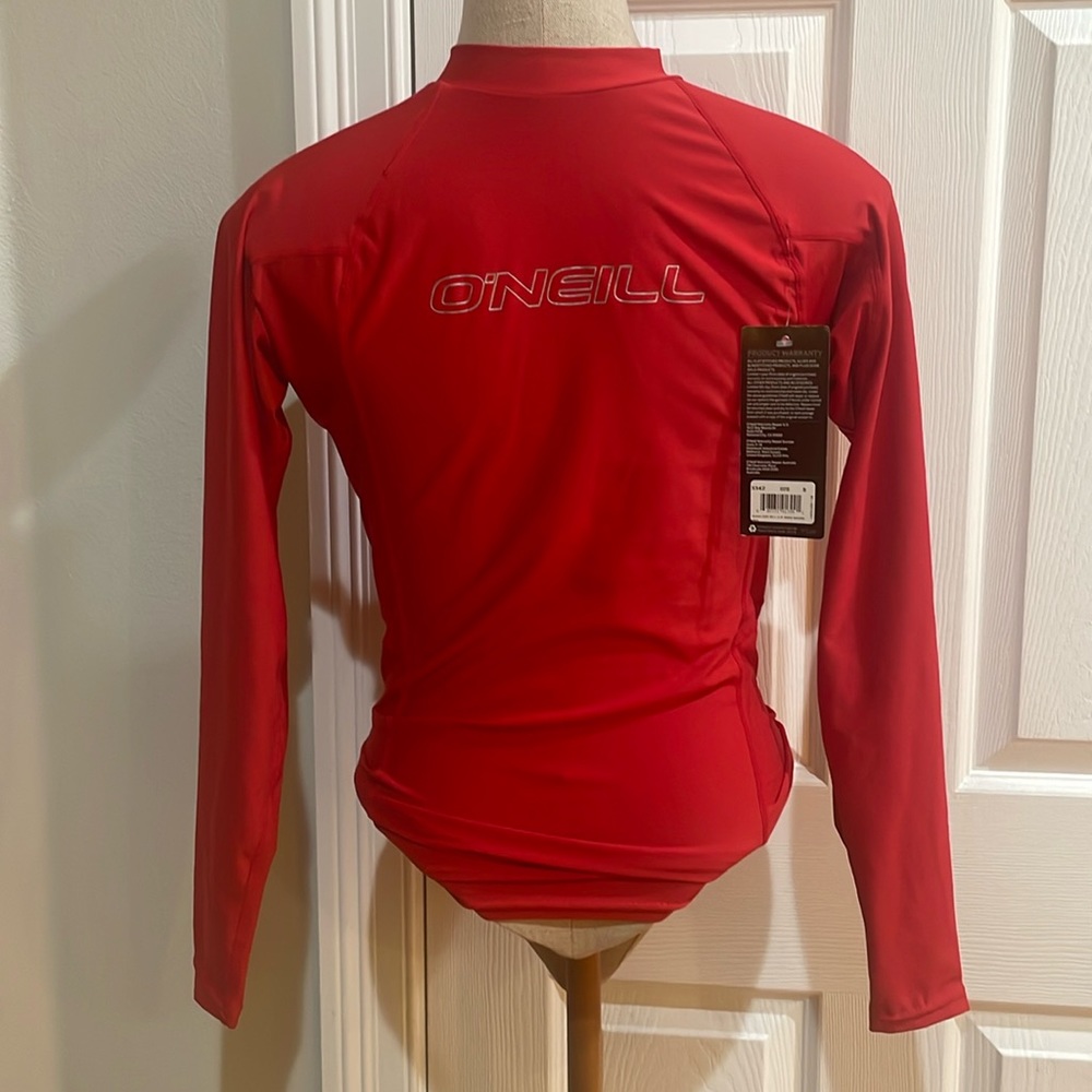 O’Neill rash guard, long sleeve performance, athletic top SPF 50 red mens size S